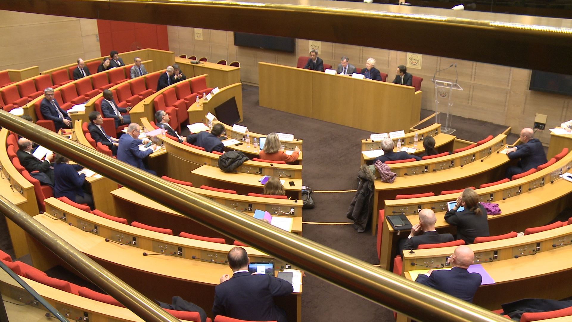 Fake news : Le Sénat entend les experts avant l'examen de la proposition de loi
